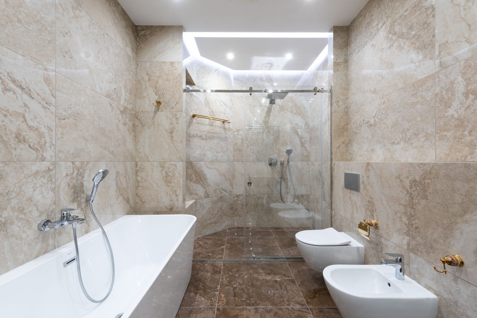 Marble bathroom polished after a visit